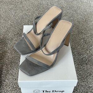 Women's Gray Heeled Sandals